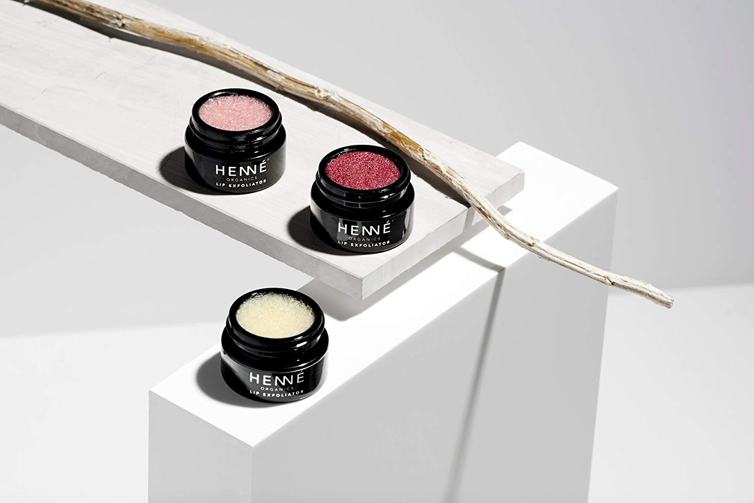 Rose Diamonds Lip Exfoliator | HENNÈ Organics