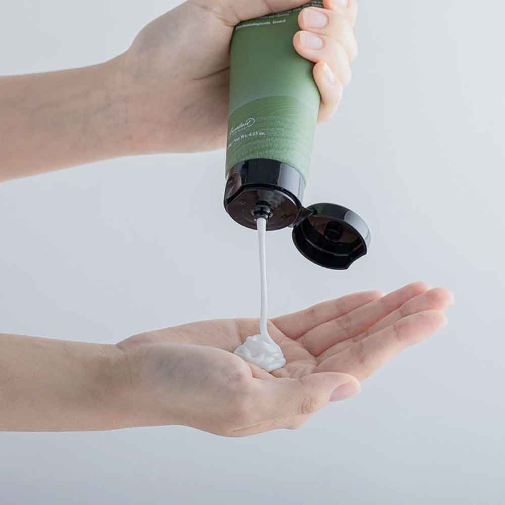 Deep Green Tea Cleansing Foam